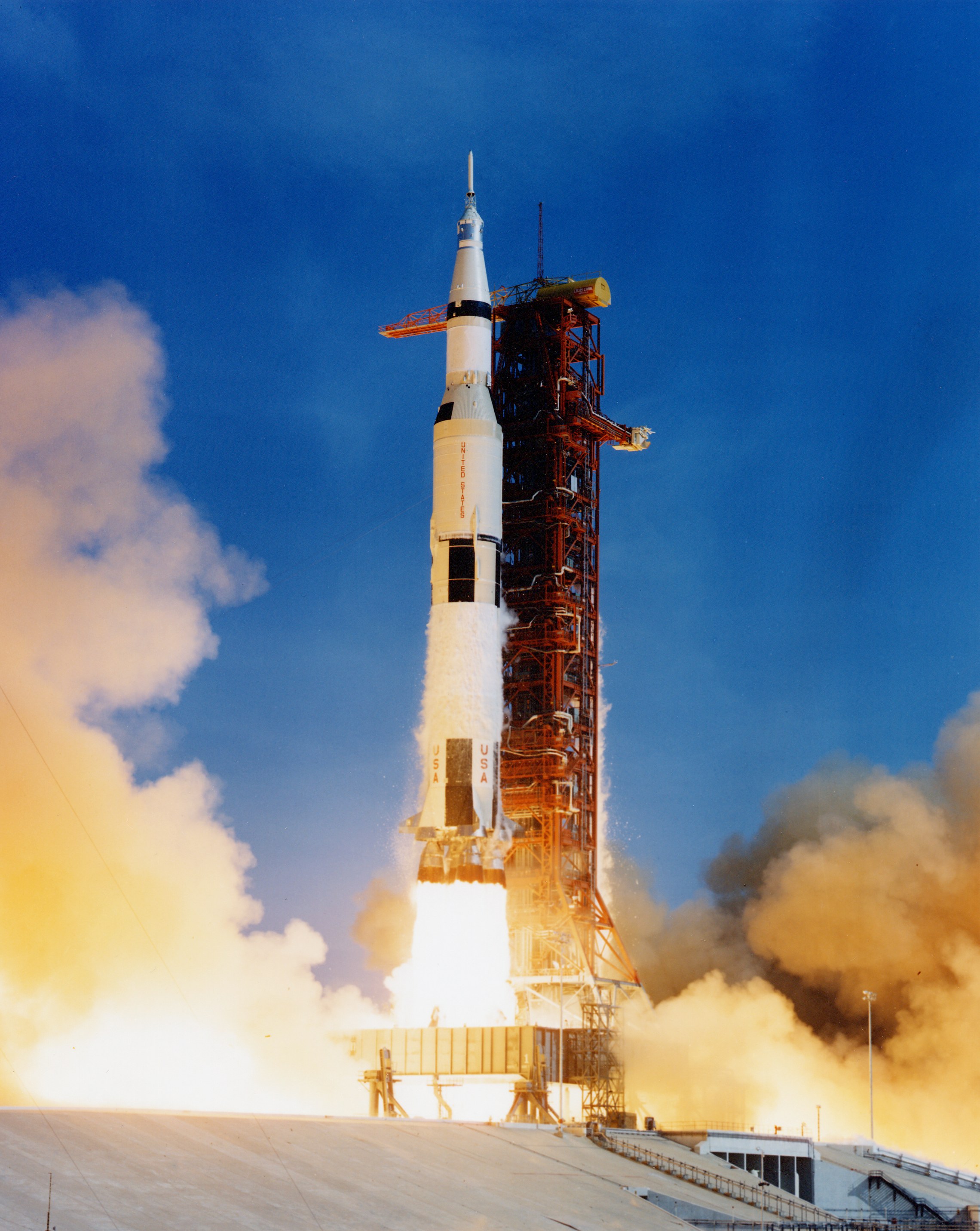Saturn V Rocket - Apollo 11